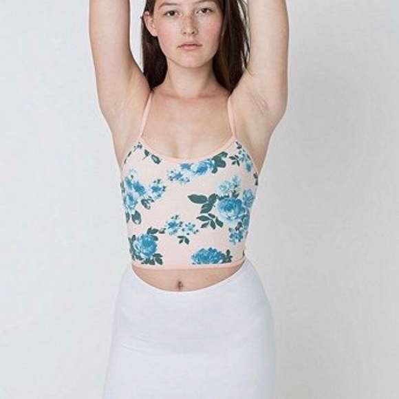 Crop top - Picture 1 of 2